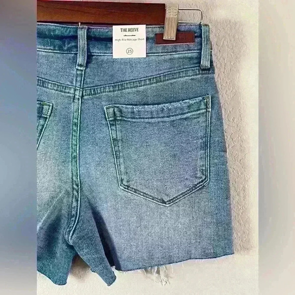 Blank NYC The Reeve High-Rise Ribcage Distressed Jean Short Women's 25 NWT - Picture 12 of 14